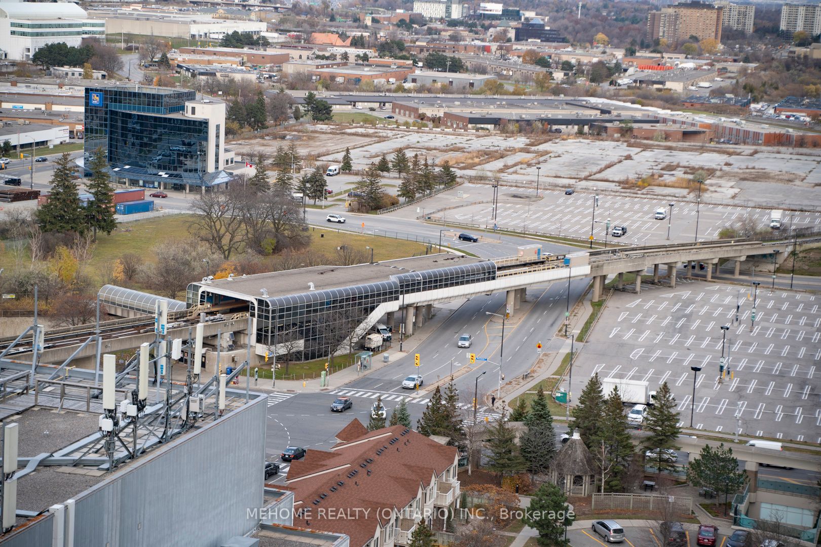 25 Town Centre Crt, #2502