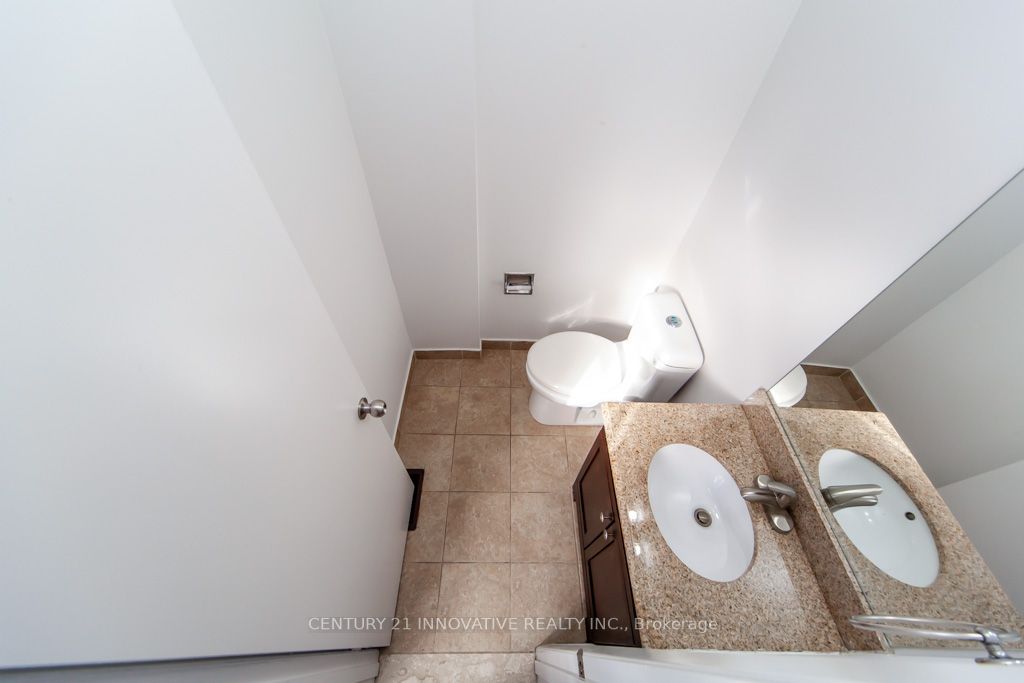 2327 Bridletowne Circ