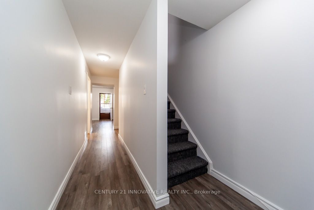 2327 Bridletowne Circ