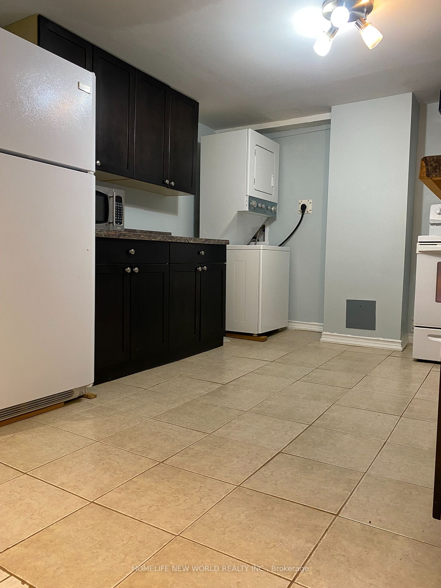 54 Harkins Dr