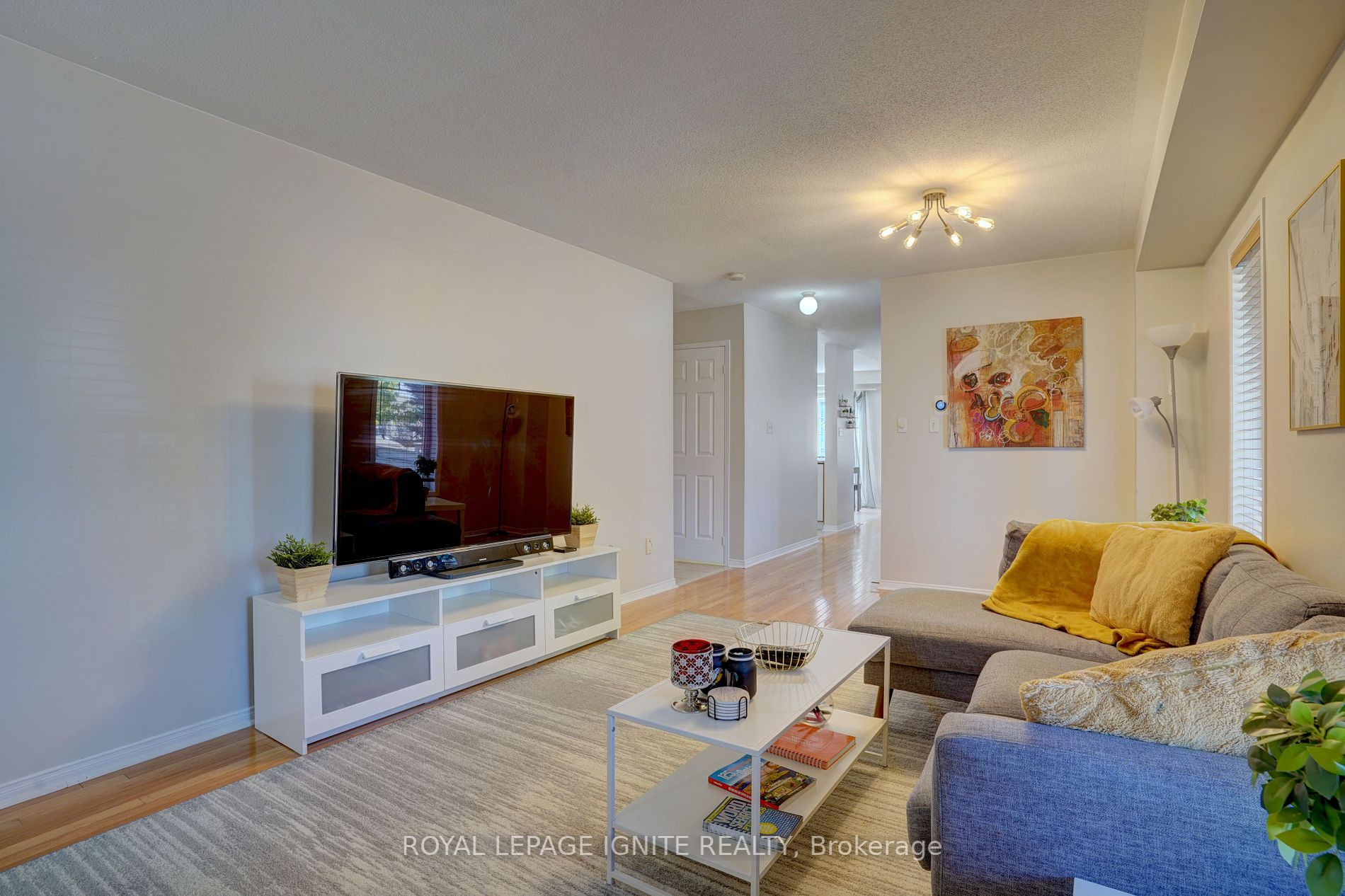 60 Haverhill Cres