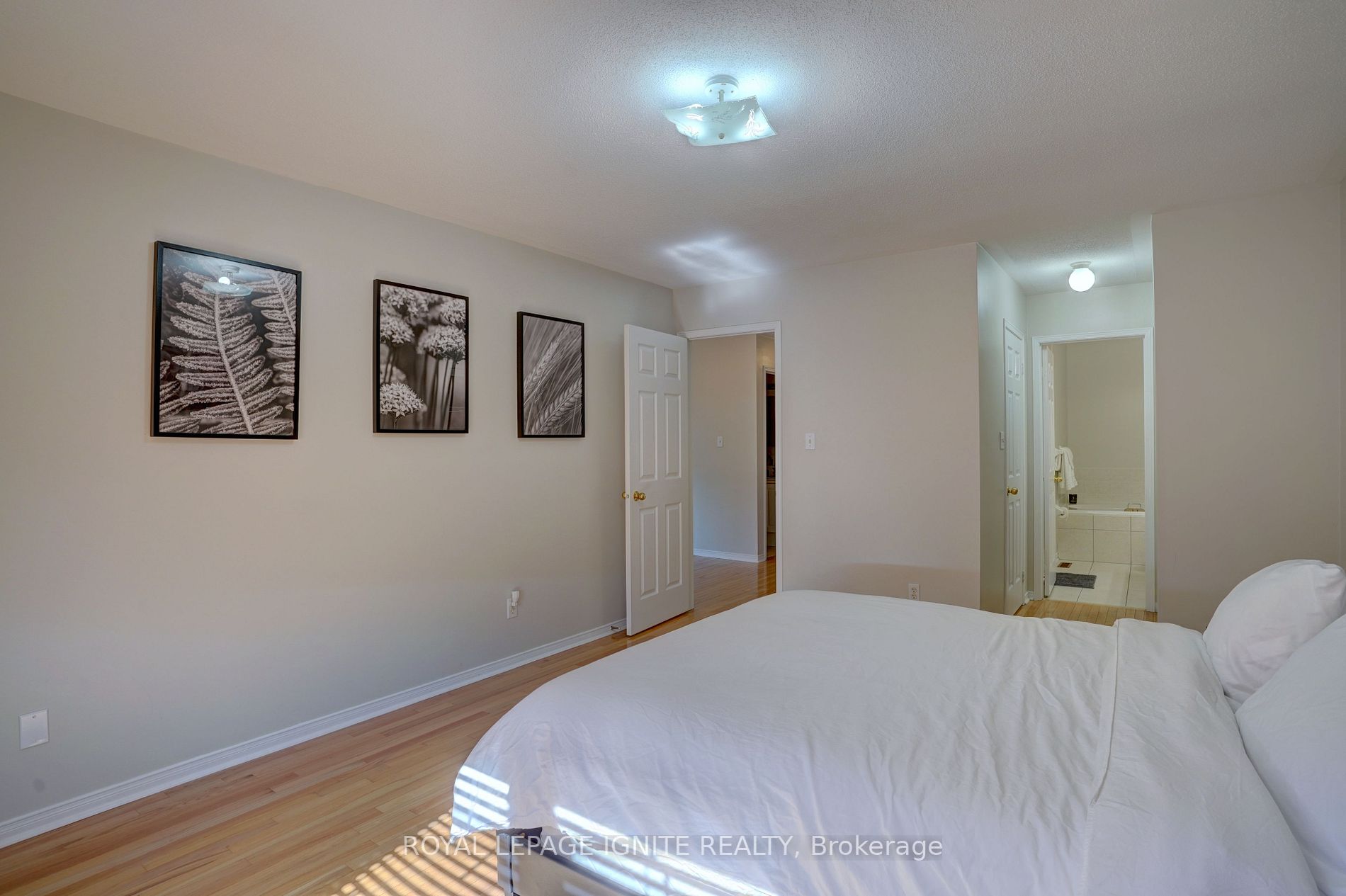 60 Haverhill Cres