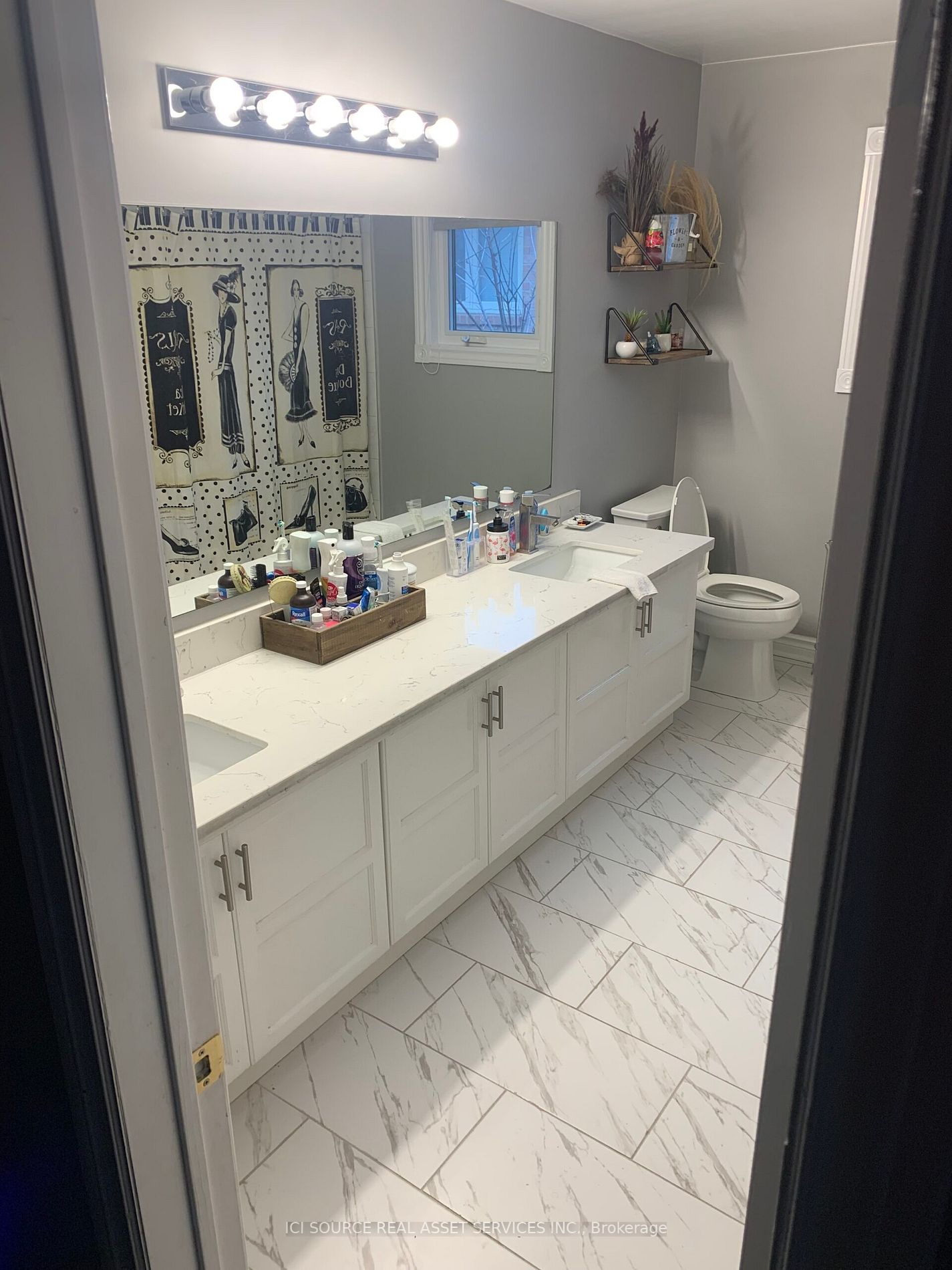 19 Sayor Dr, #Upper
