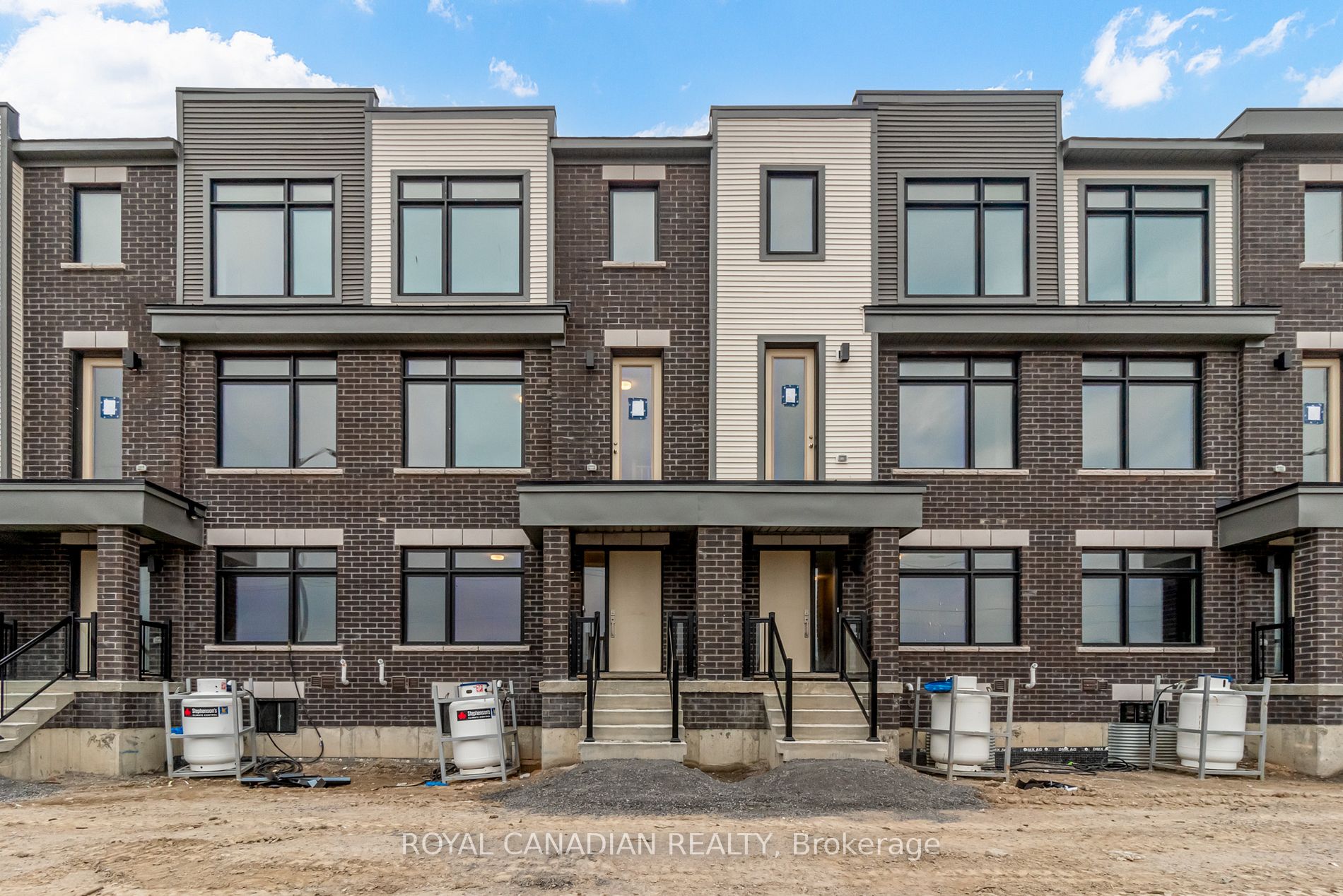 47 Sorbara Way