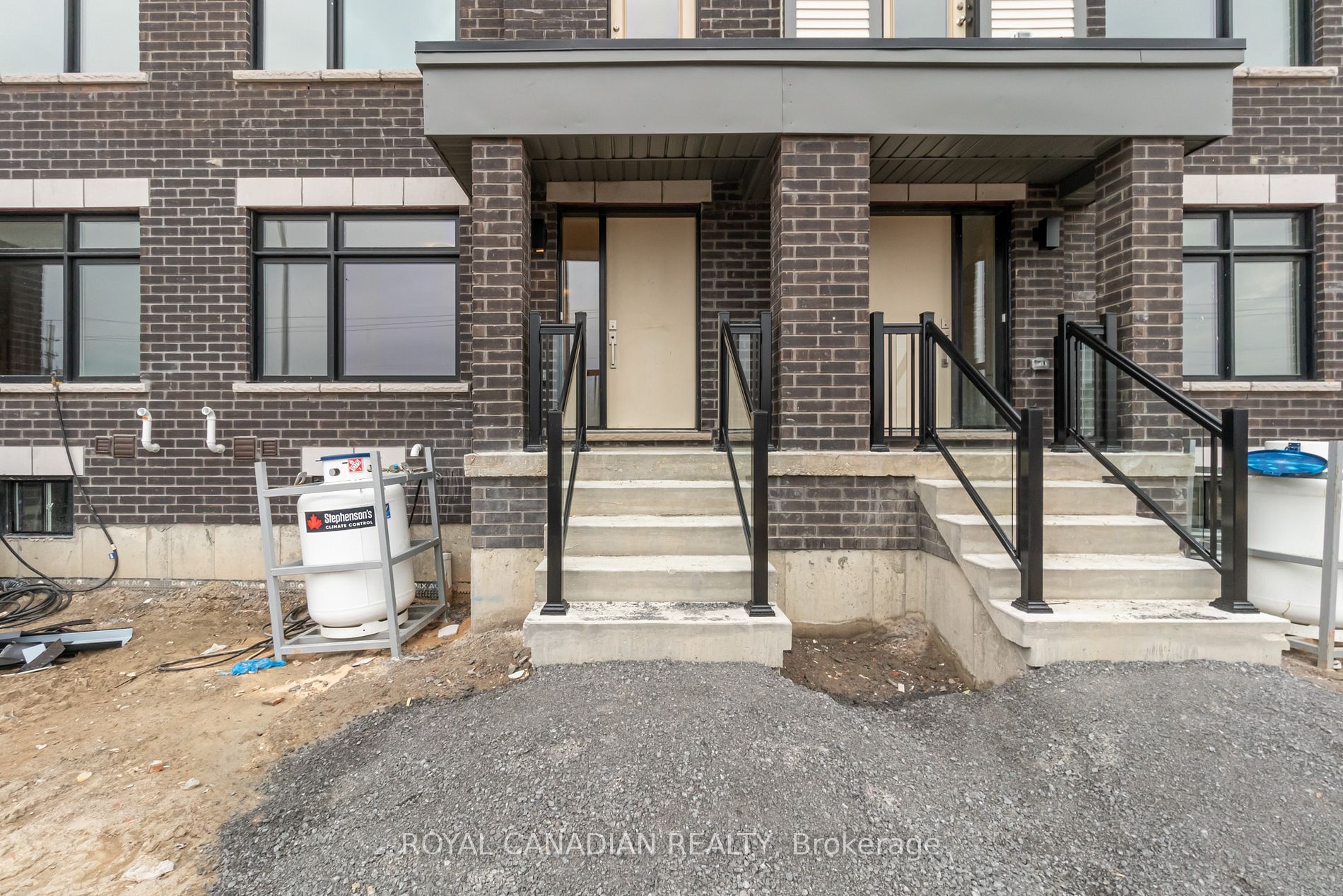 47 Sorbara Way