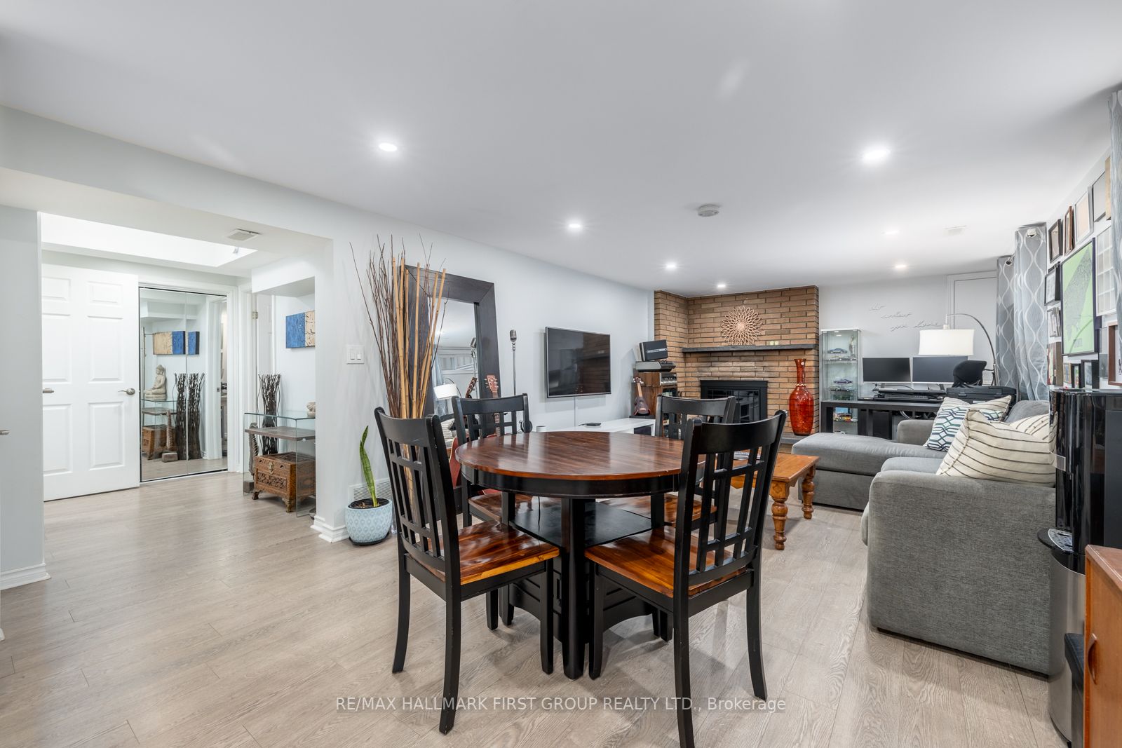 165 Burcher Rd