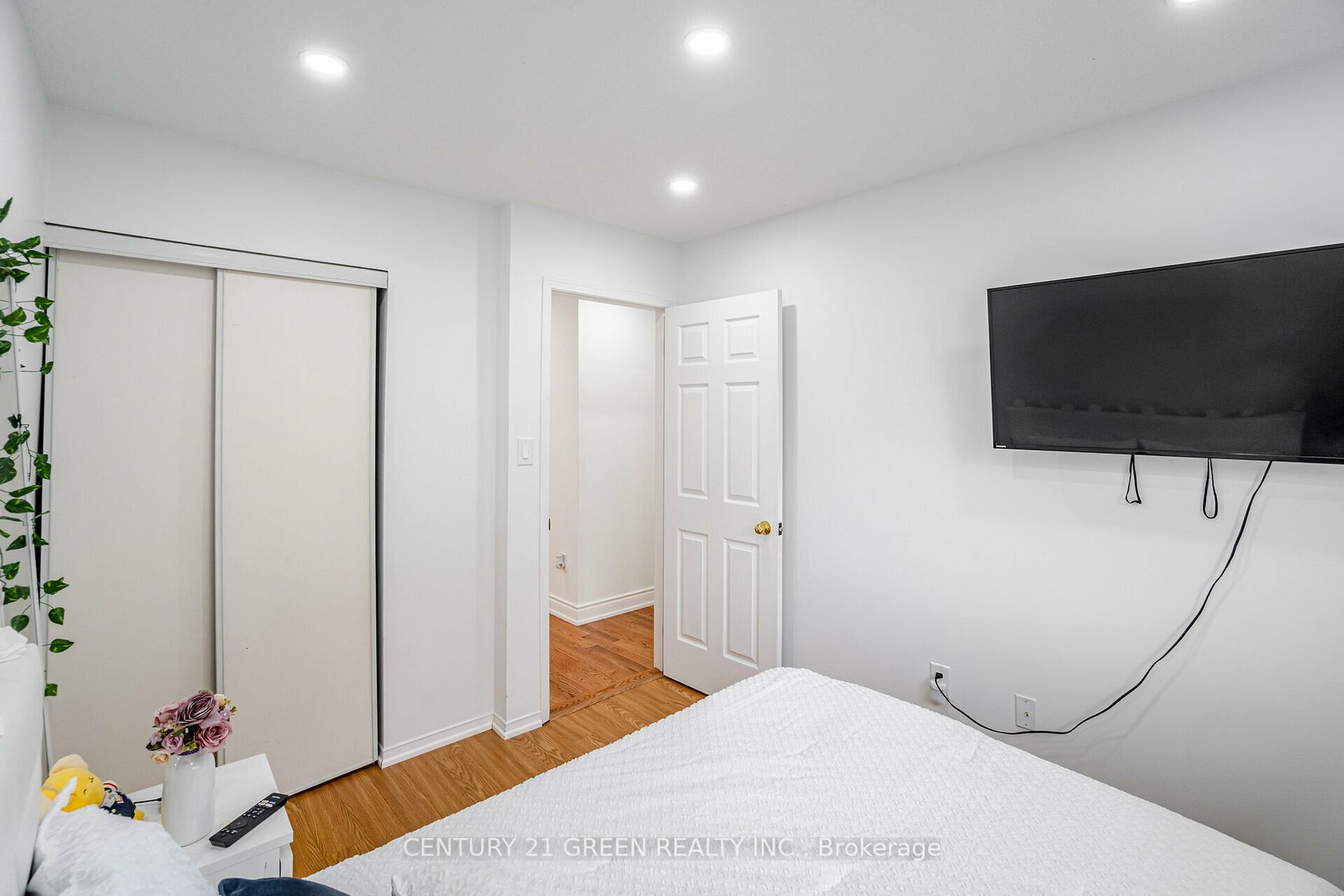 1610 Autumn Cres