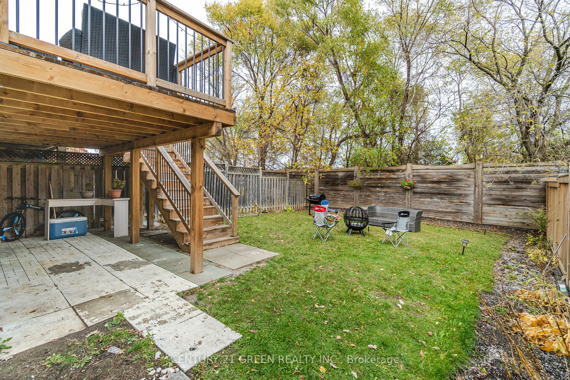 1610 Autumn Cres