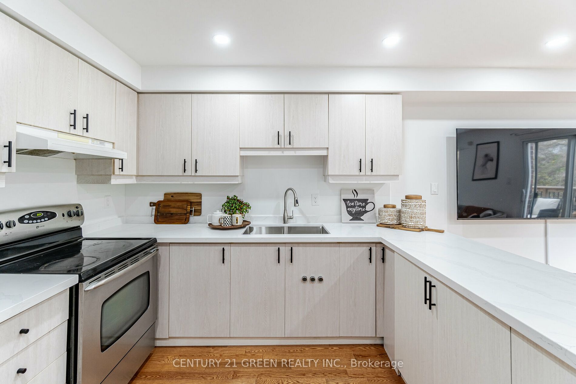 1610 Autumn Cres