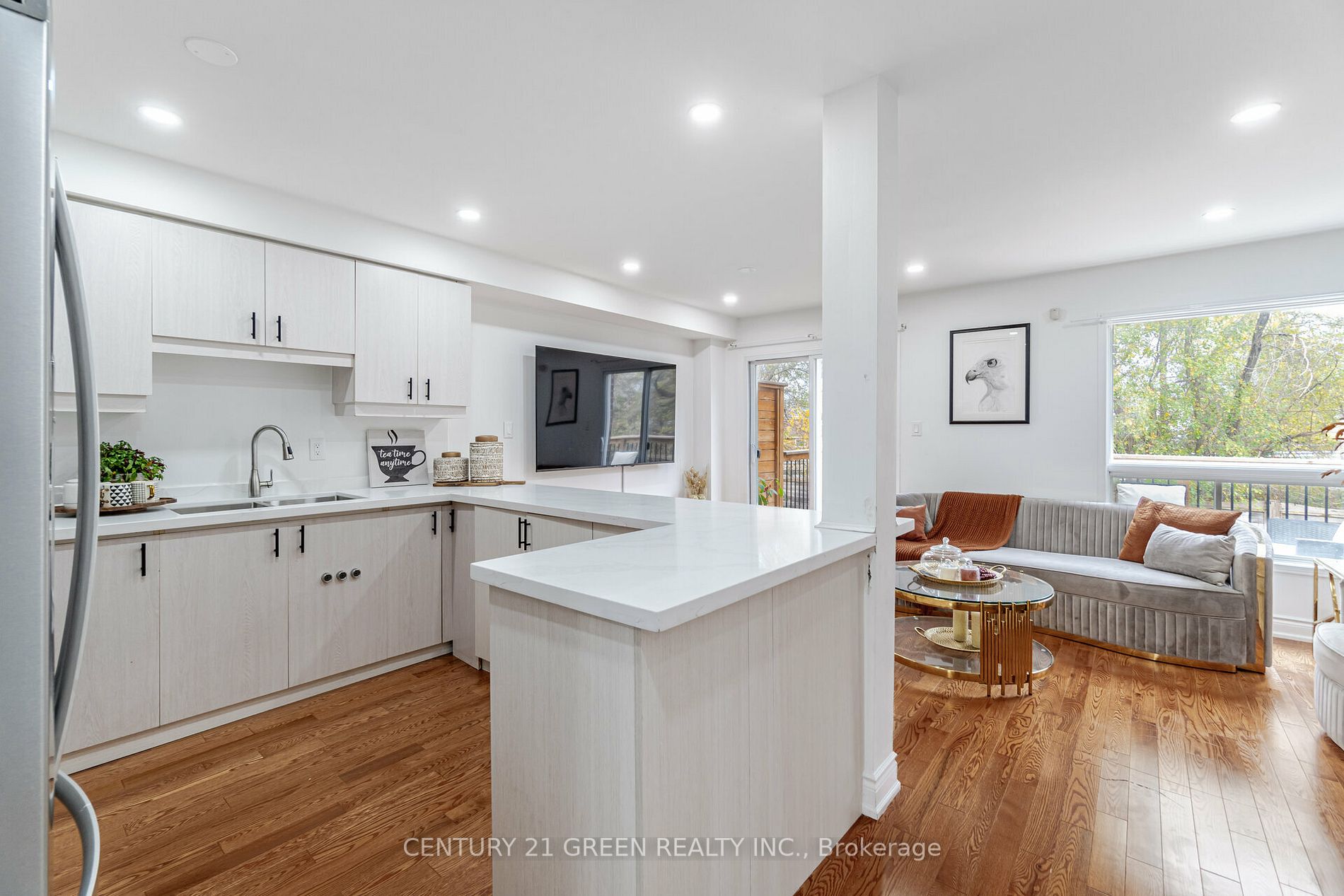 1610 Autumn Cres