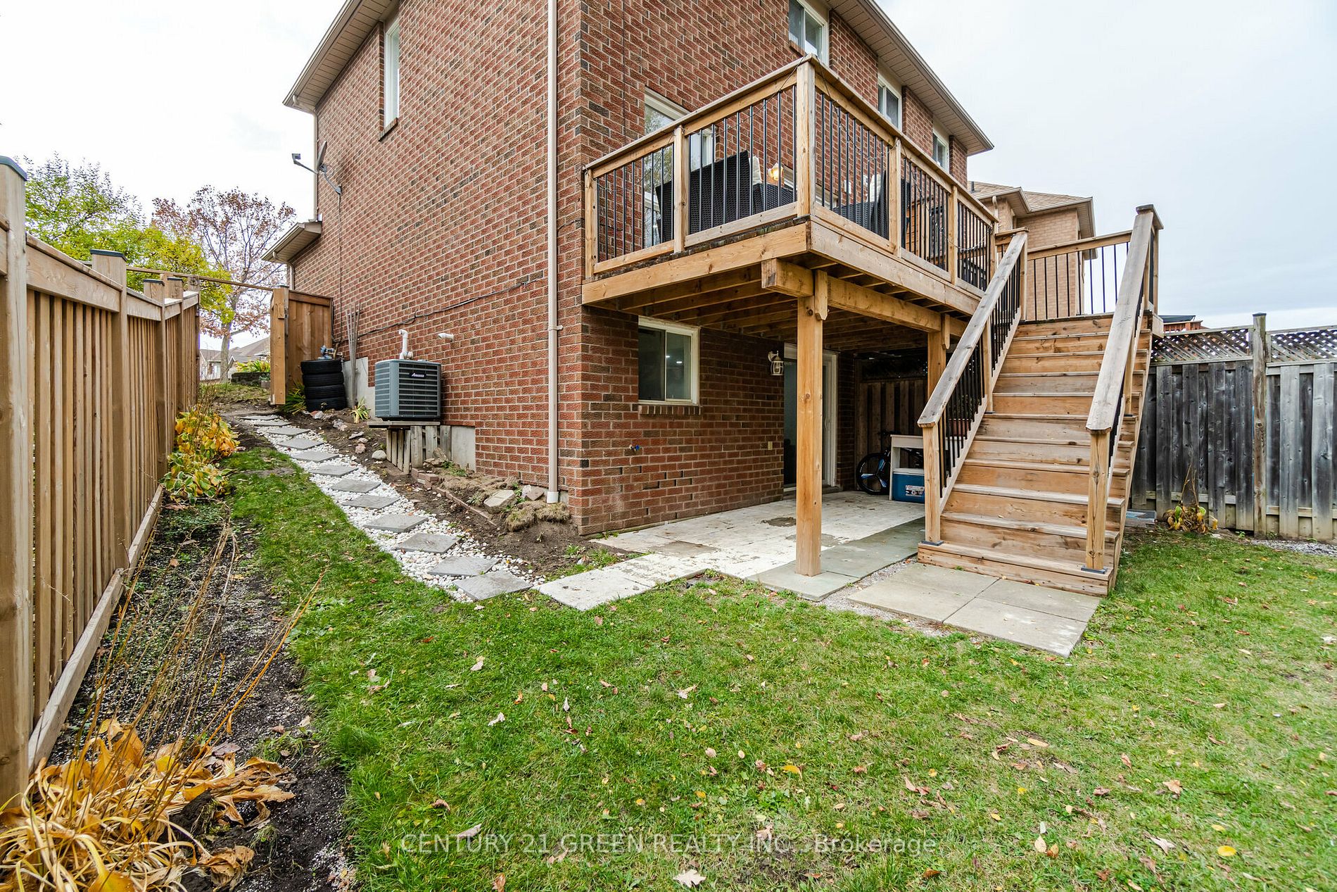 1610 Autumn Cres