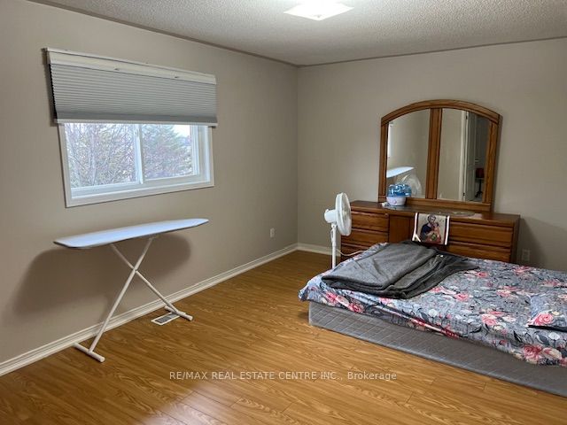 41 Padfield Dr