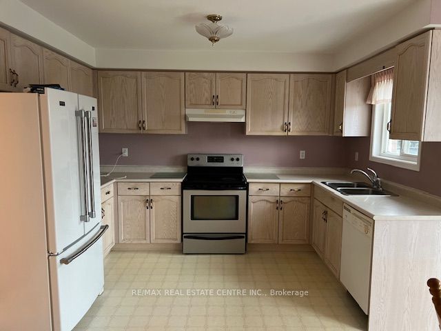 41 Padfield Dr