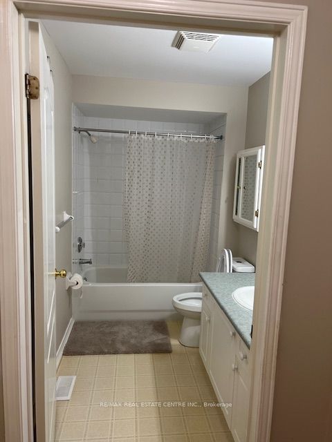41 Padfield Dr