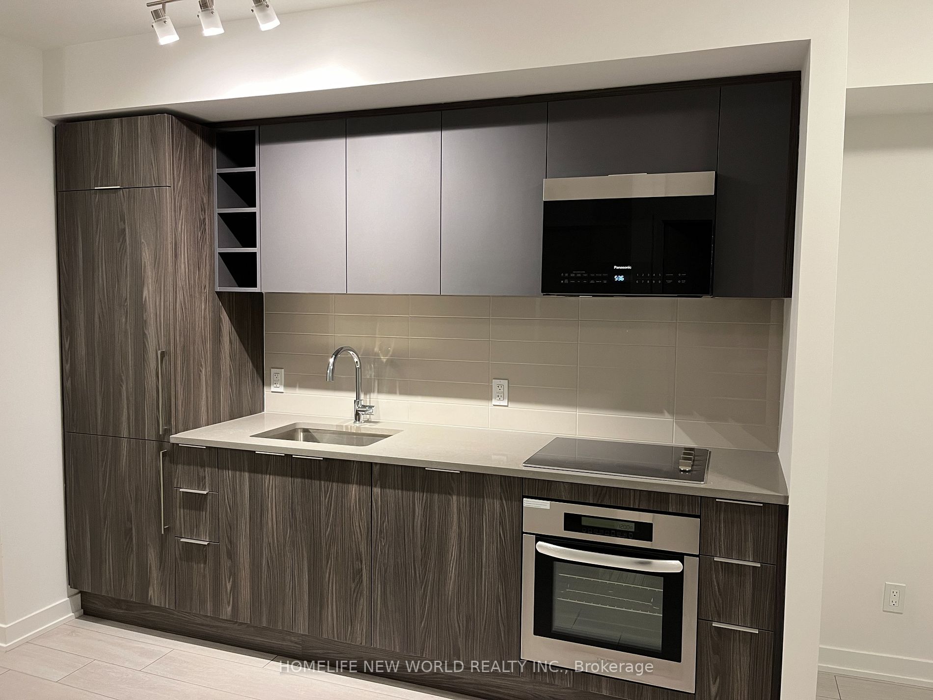 2031 Kennedy Road, #2215