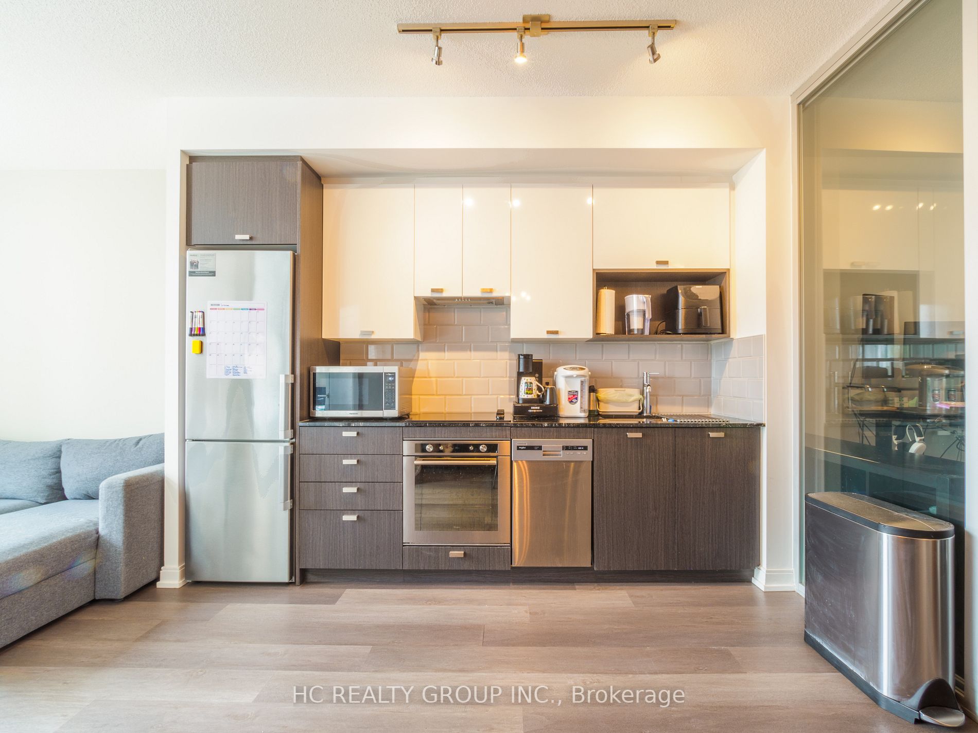 275 Village Green Sq, #216