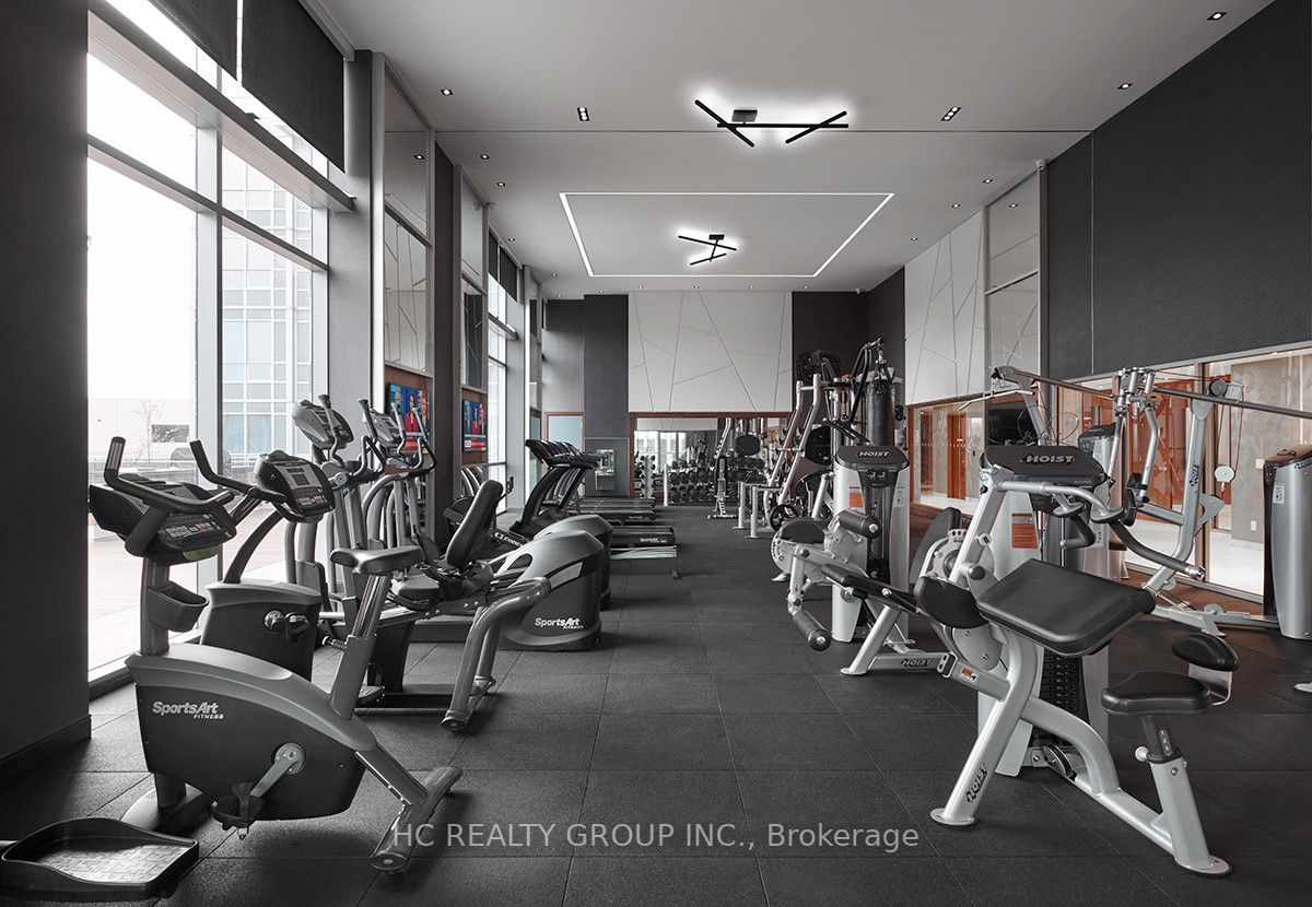 275 Village Green Sq, #216