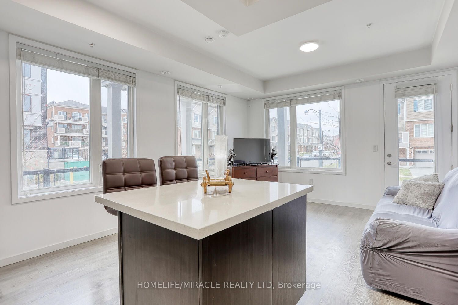 1711 Pure Springs Blvd, #301