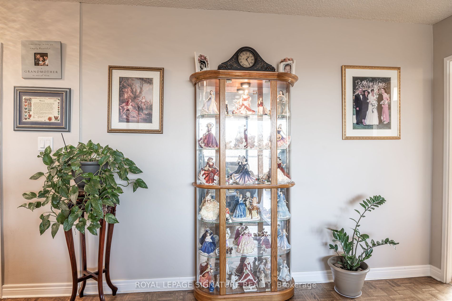 92 Church St S, #309