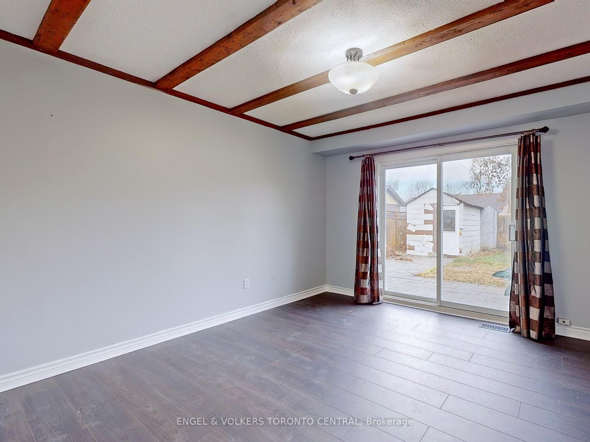 381 Surrey Drive