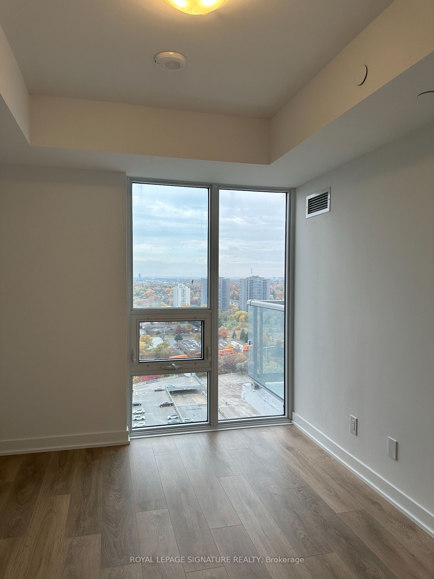2035 Kennedy Rd, #2205