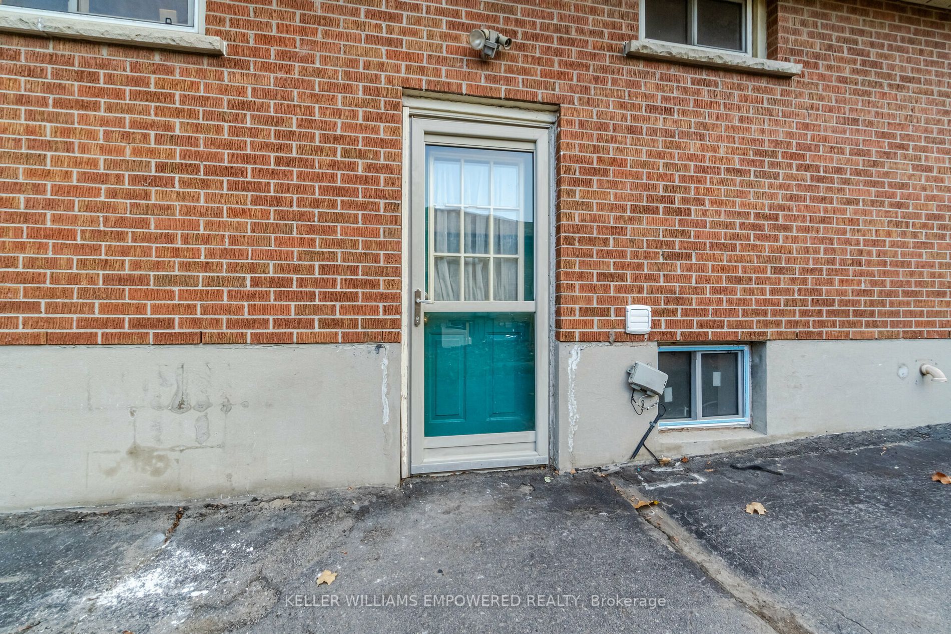 541 Oakwood Ave, #Lower