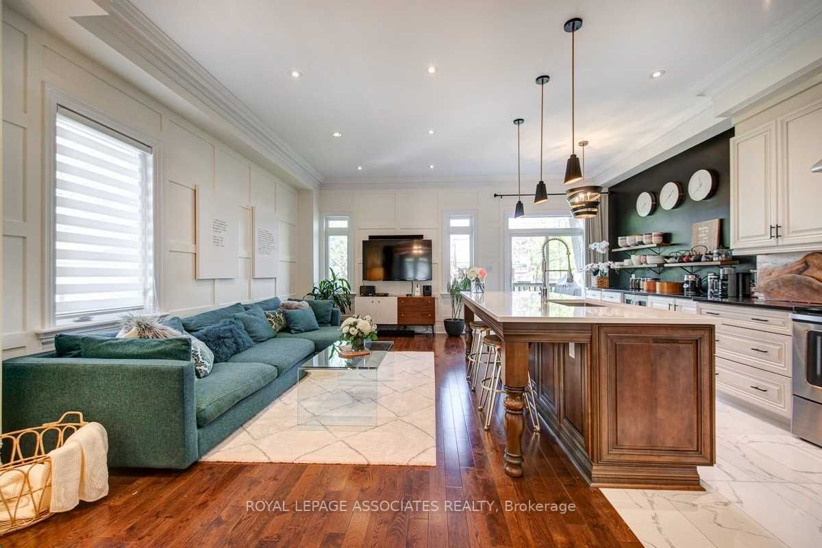 181 Kennedy Rd