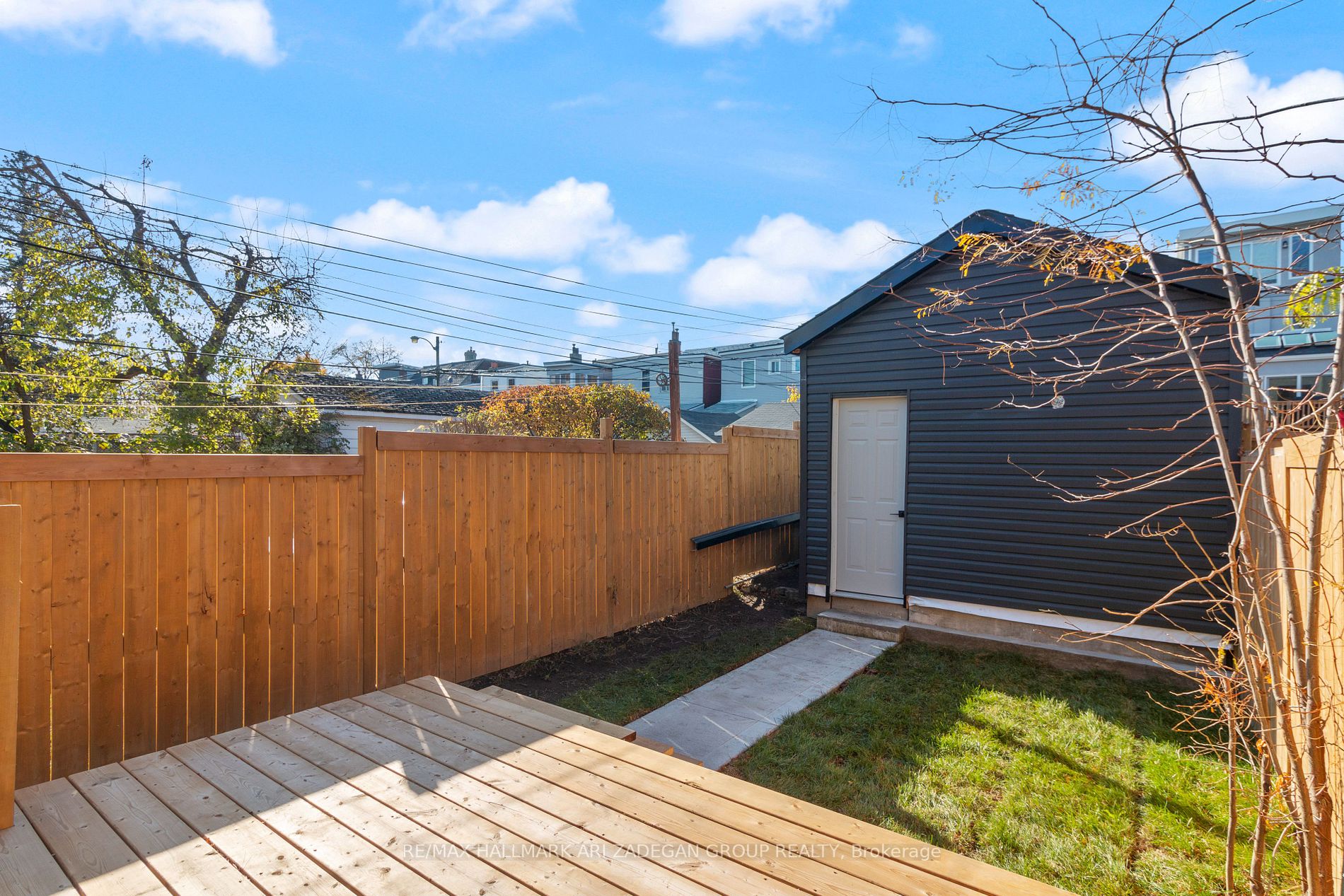 32 Billings Ave