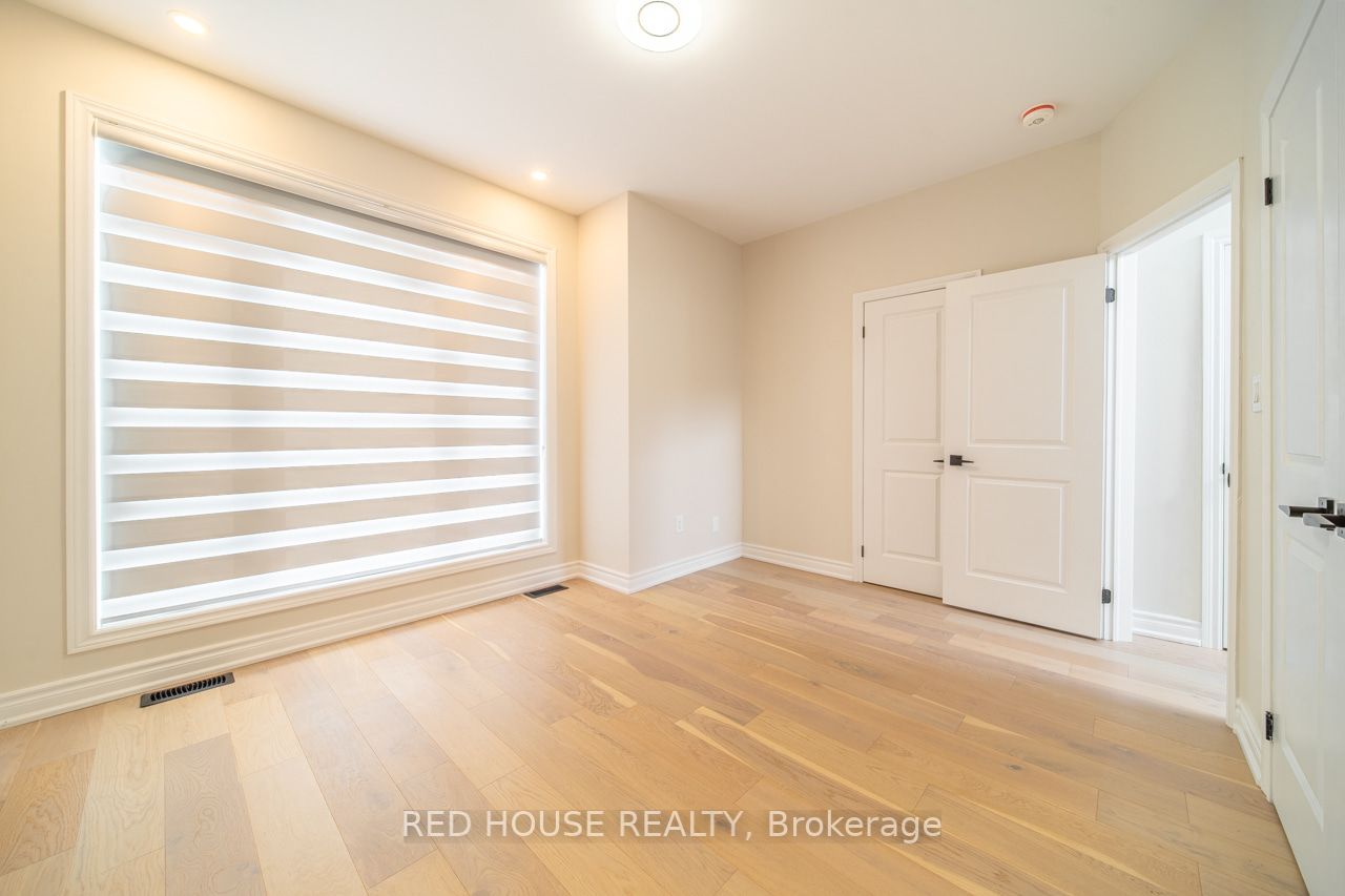 529 Donlands Ave, #Main