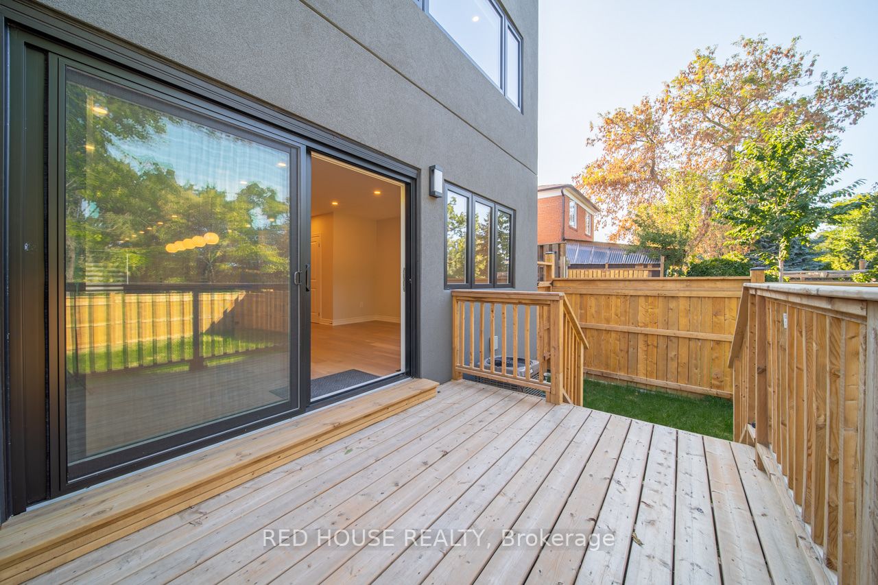 529 Donlands Ave, #Main