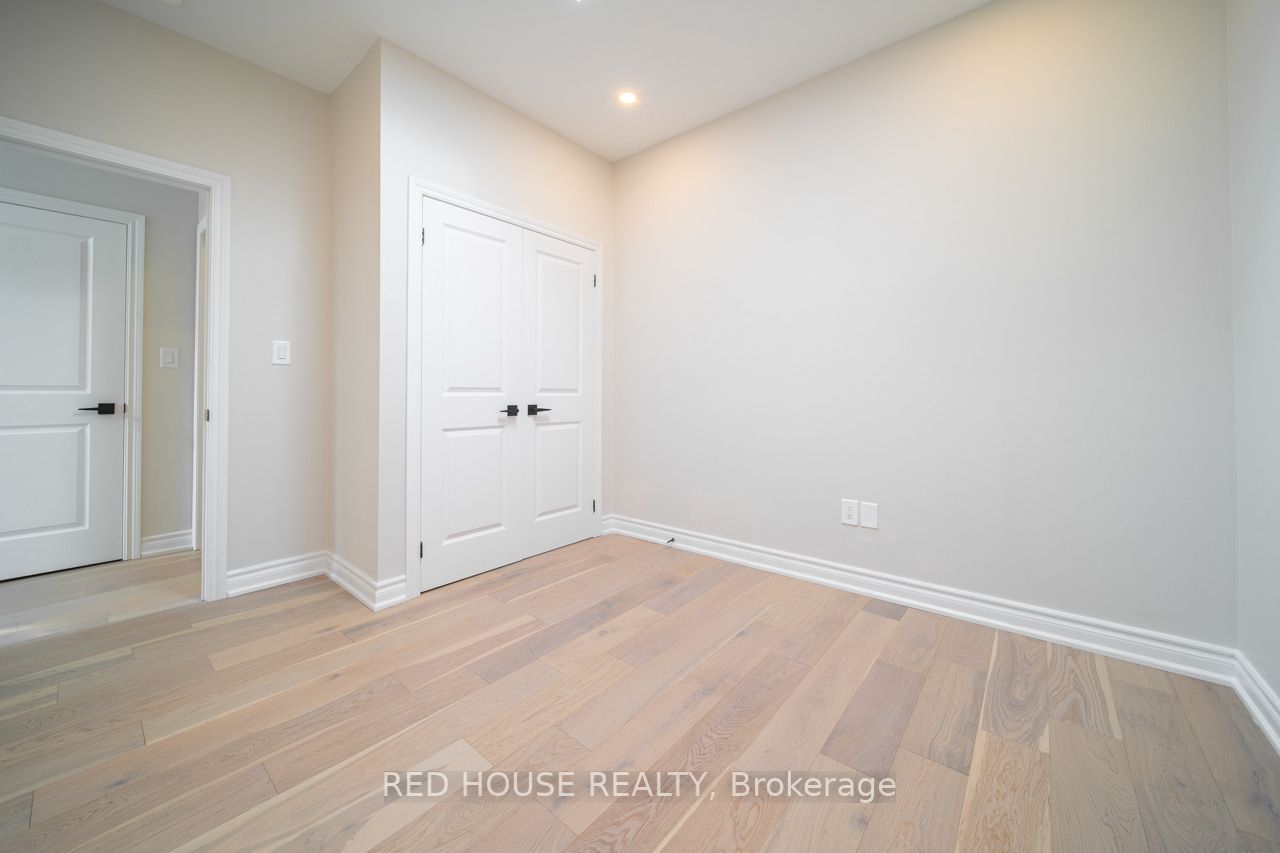 529 Donlands Ave, #Main