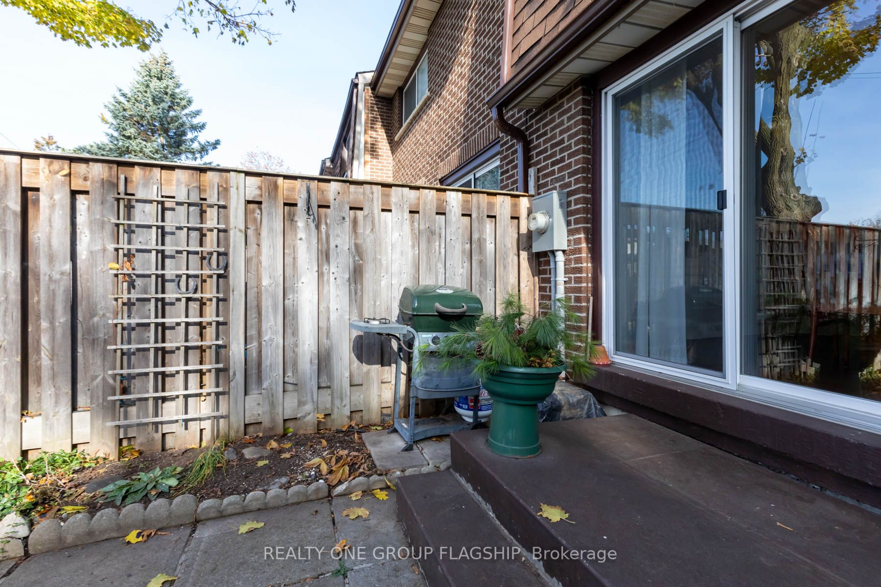 15 Michael Blvd, #22