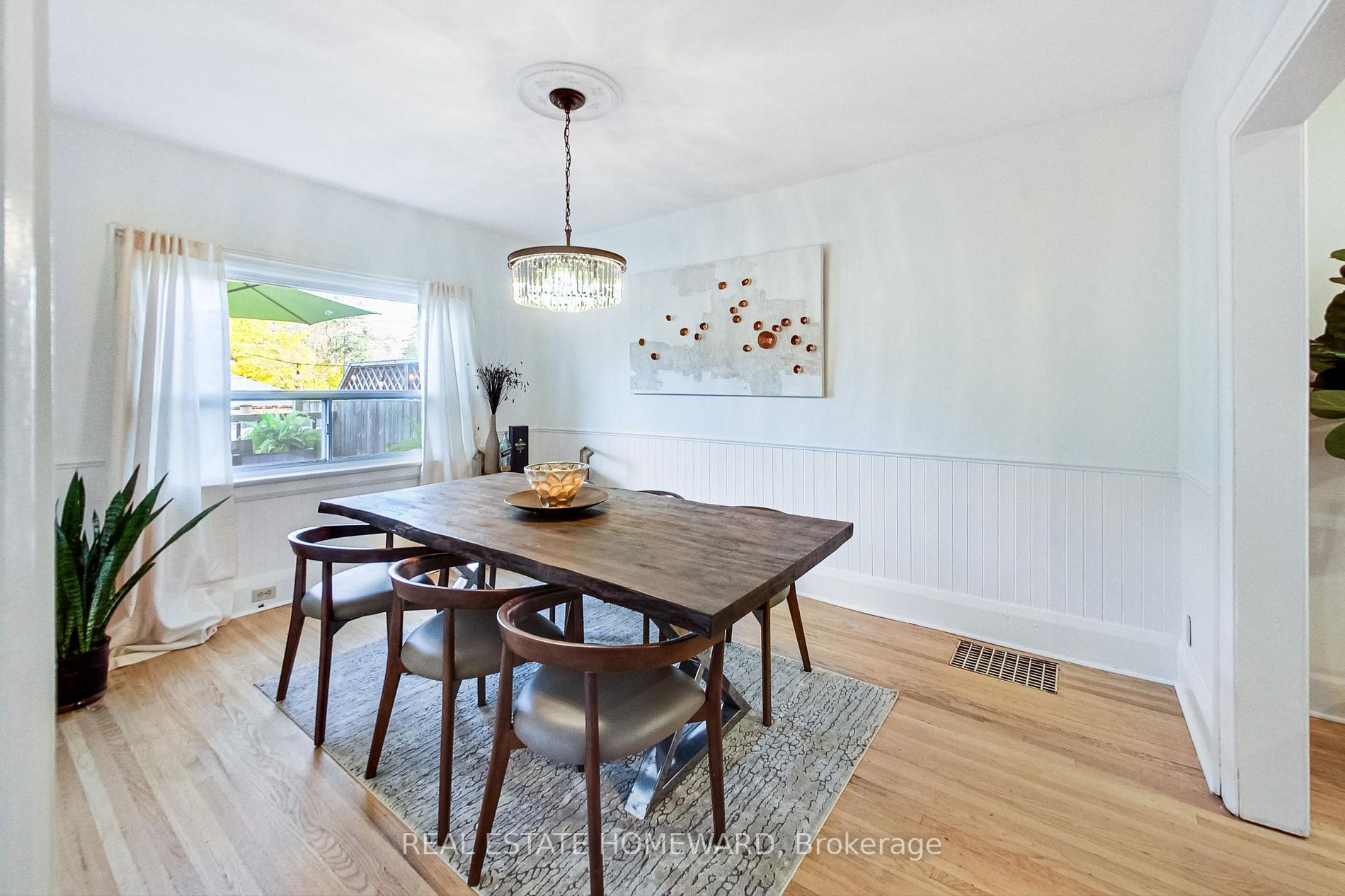 107 Southwood Dr