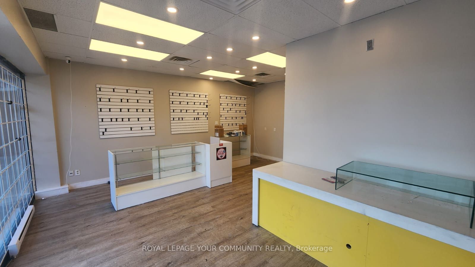 4218 Lawrence Ave E, #14A