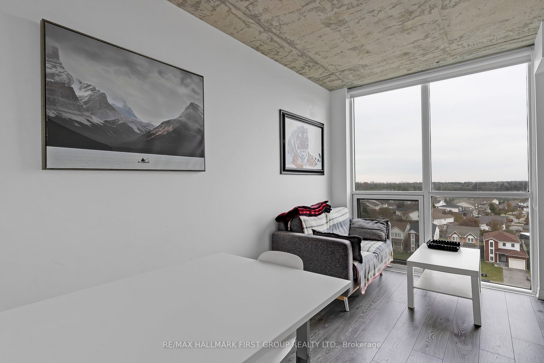 1900 Simcoe St N, #709