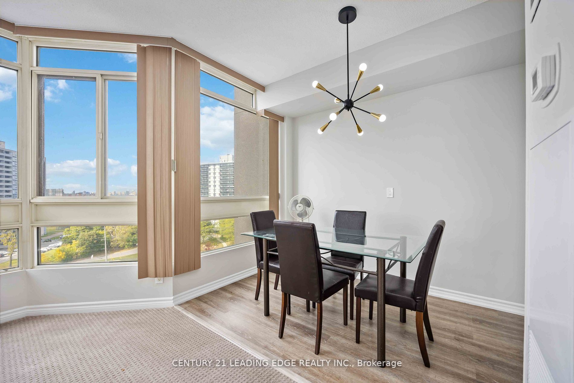 3233 Eglinton Ave E, #1001