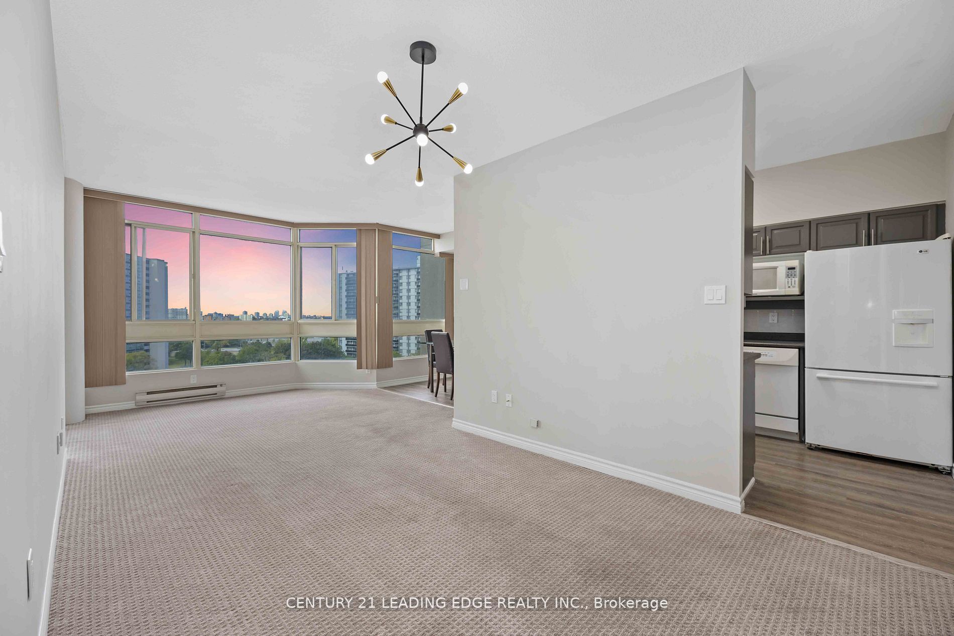 3233 Eglinton Ave E, #1001