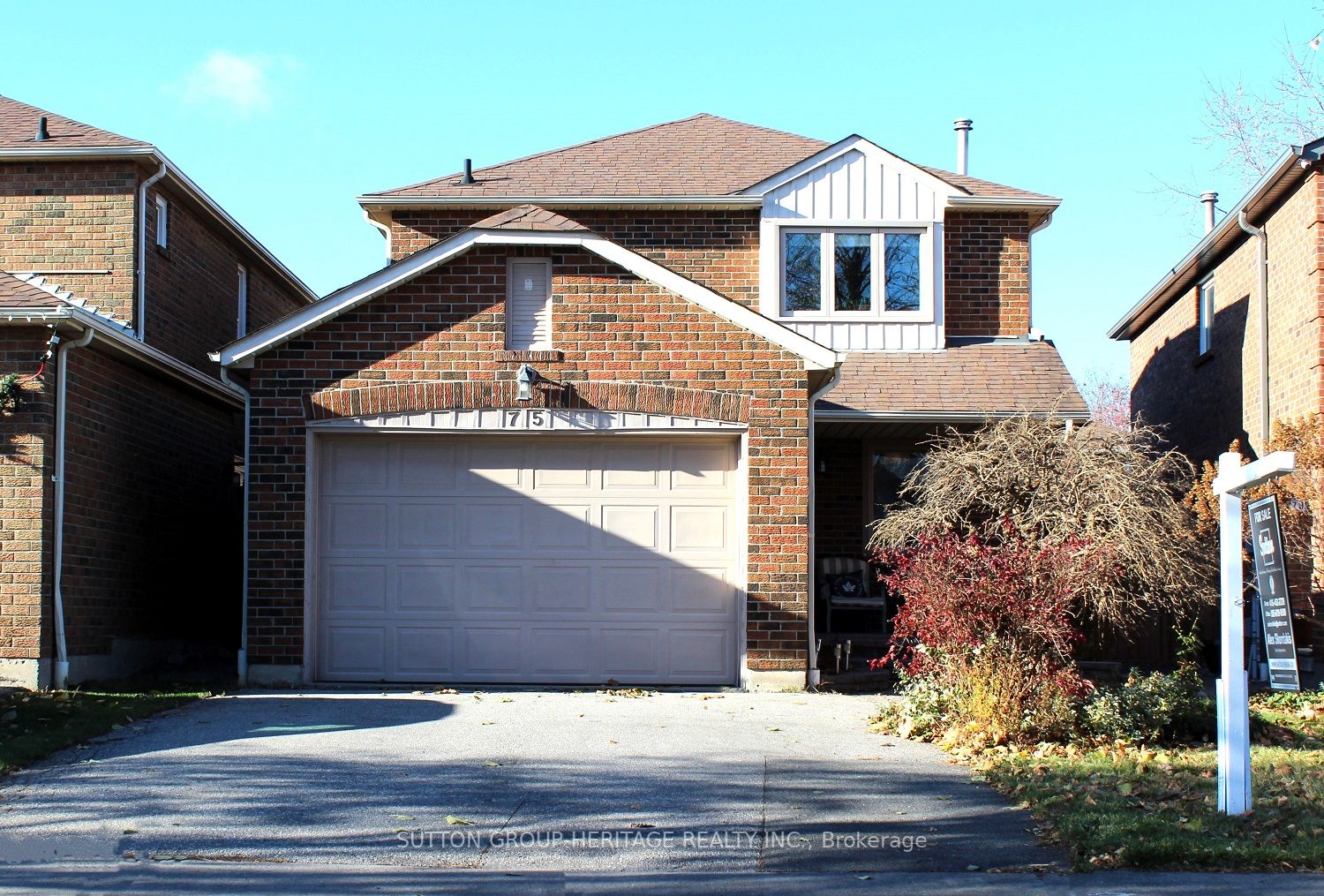 75 Brockman Cres