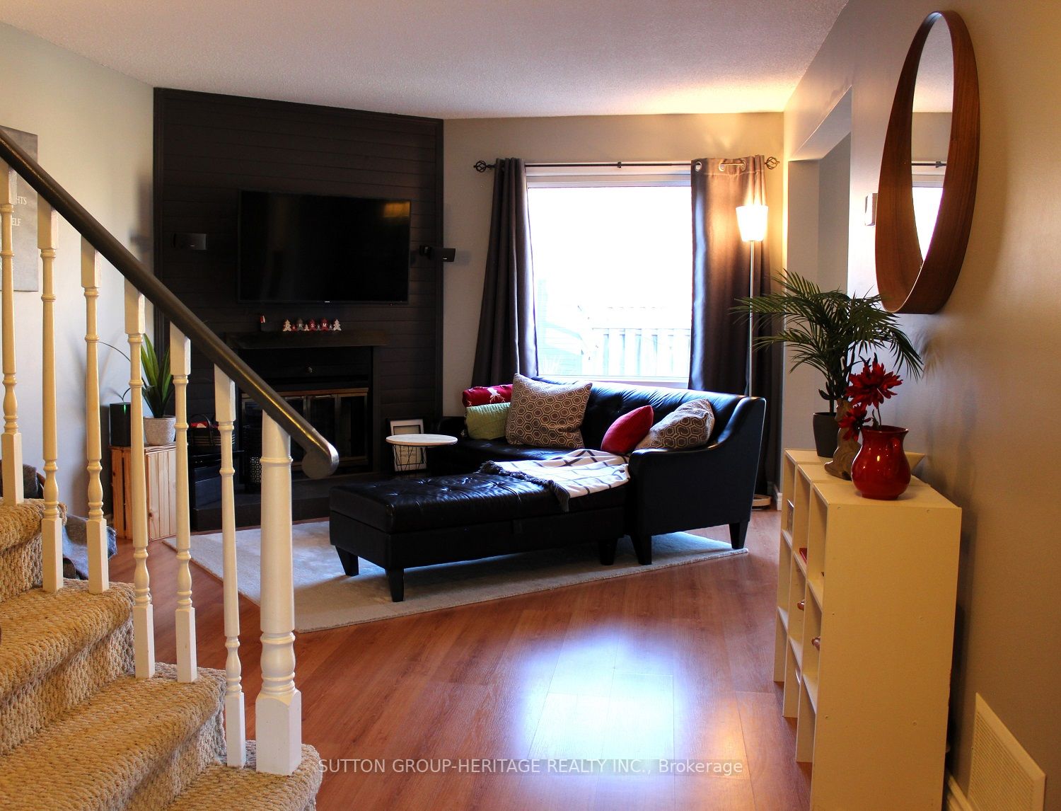 75 Brockman Cres