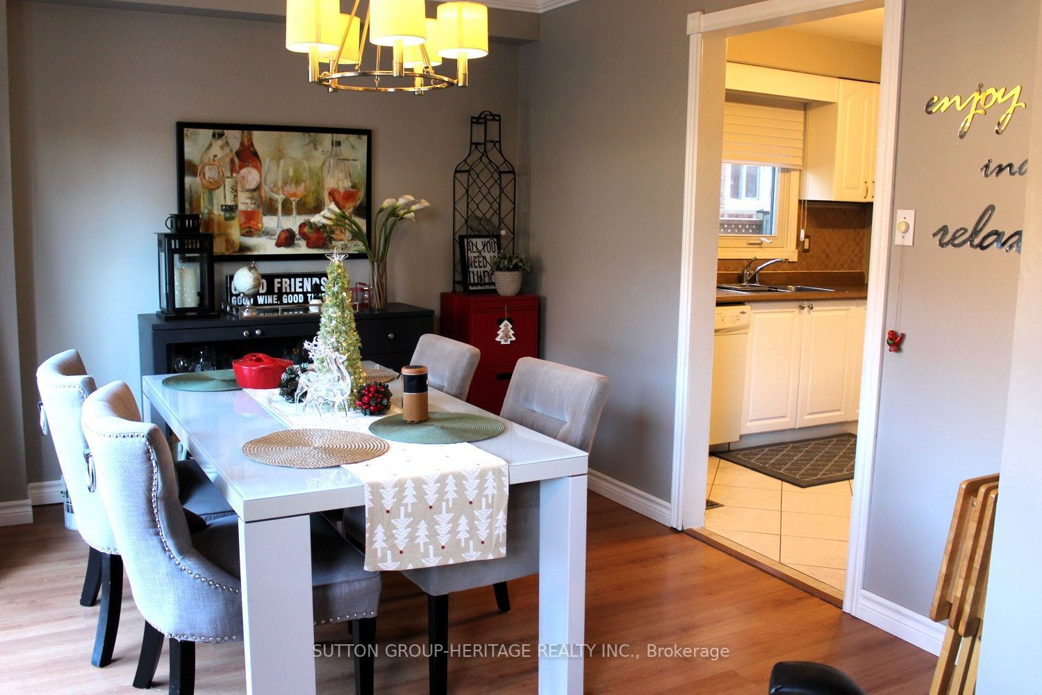 75 Brockman Cres