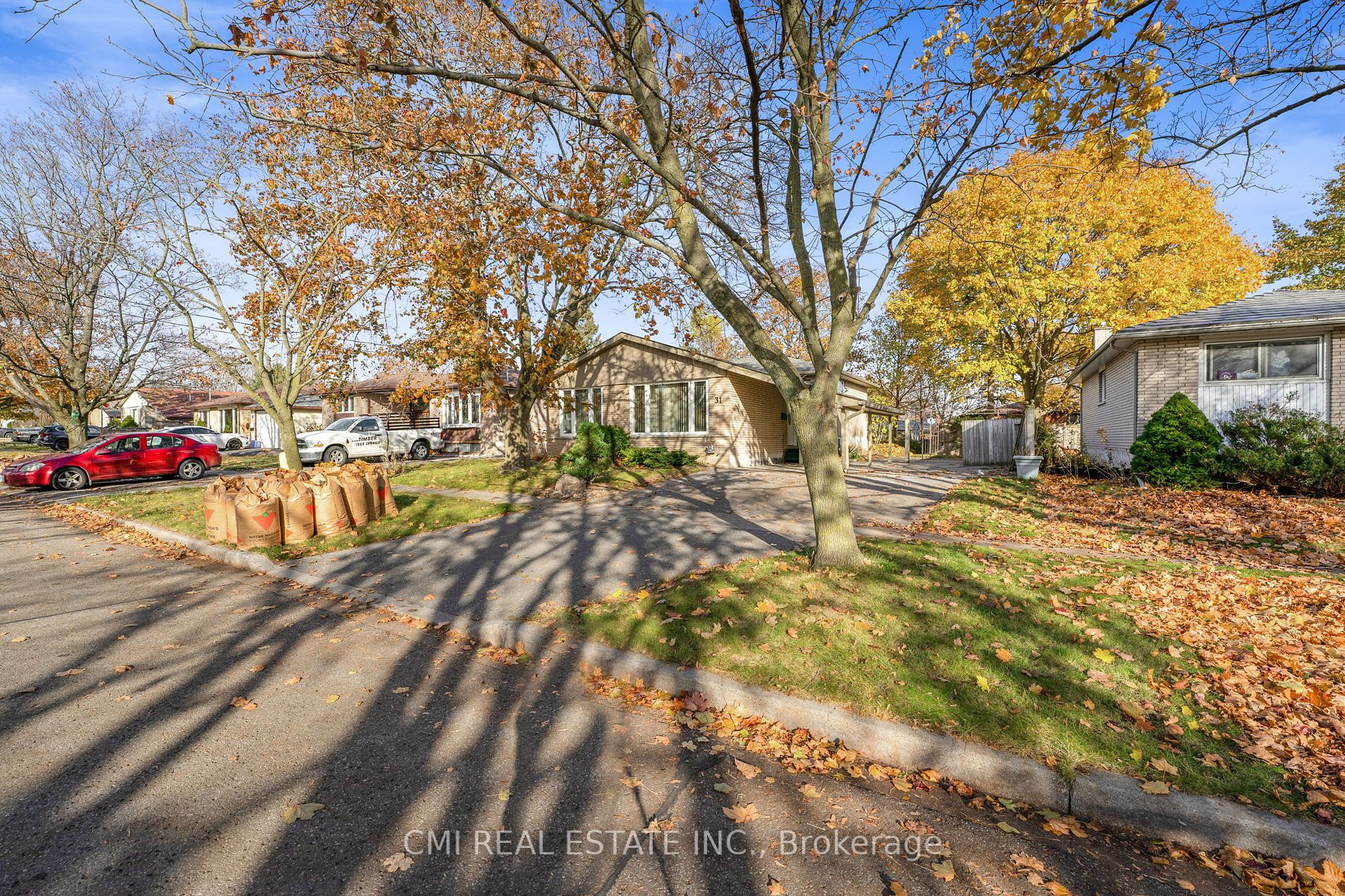 31 Strike Ave