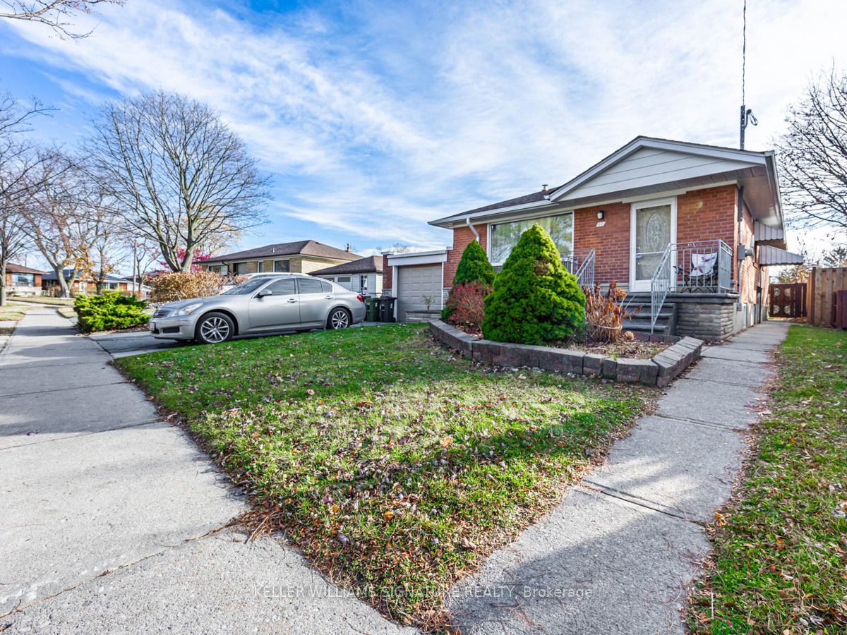50 Carslake Cres, #Bach