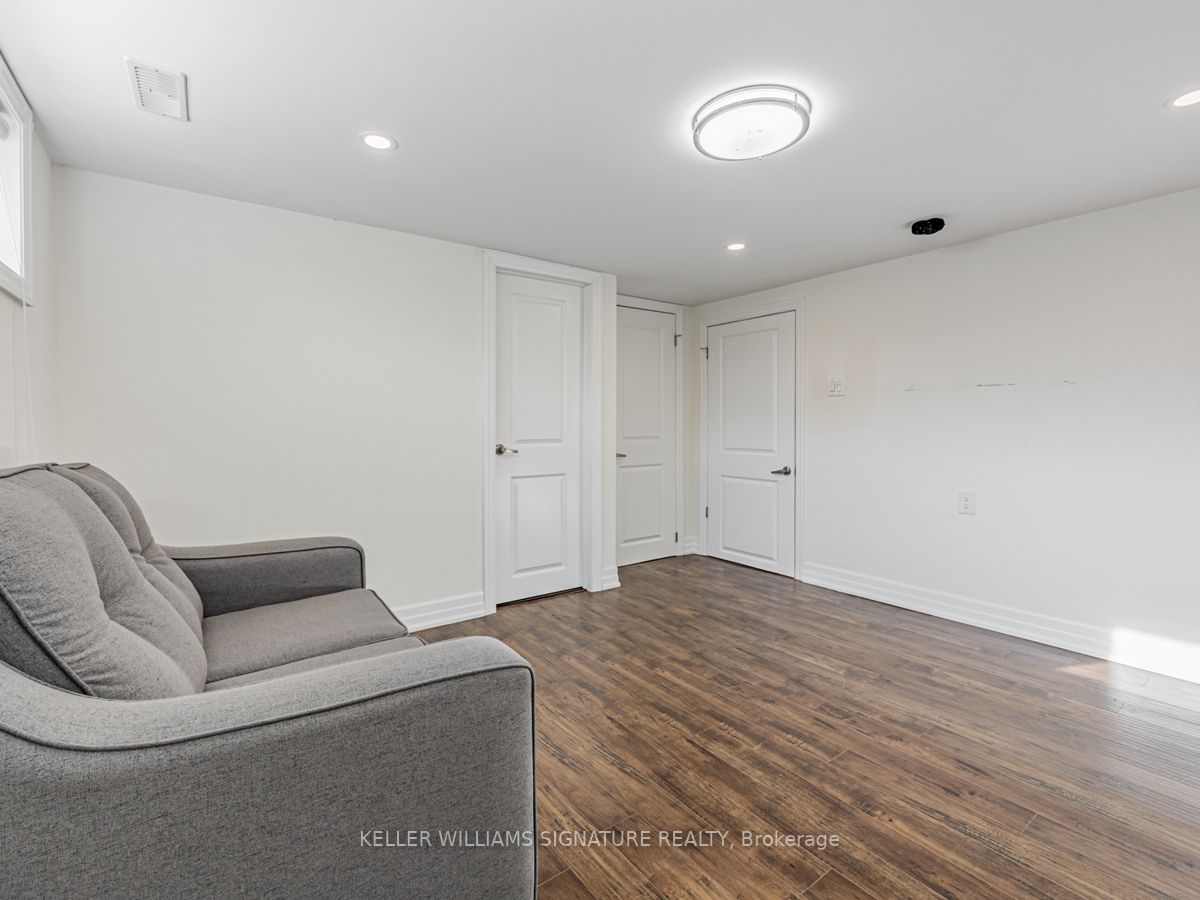 50 Carslake Cres, #Bach
