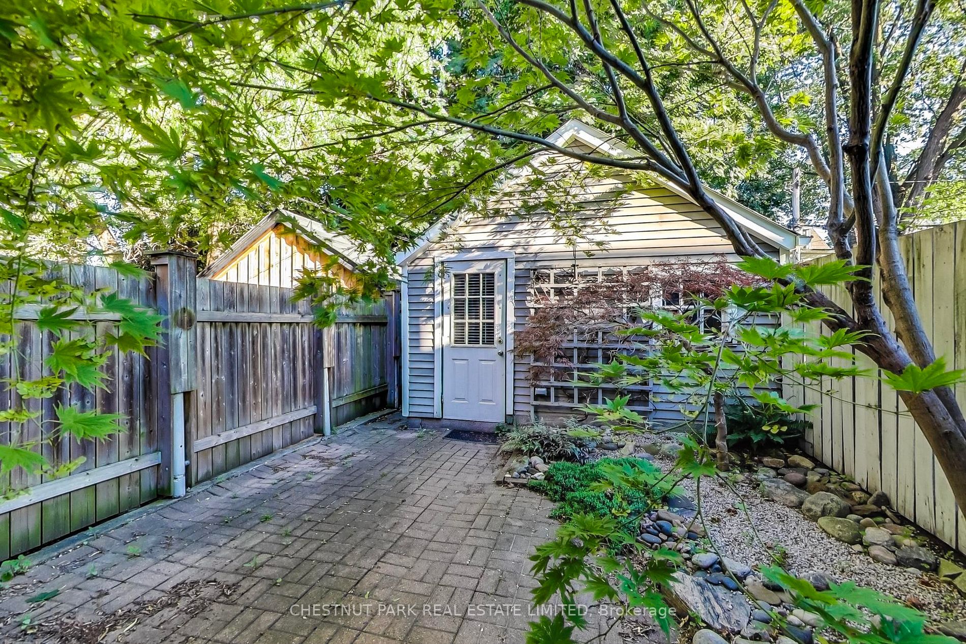 153 Langley Ave