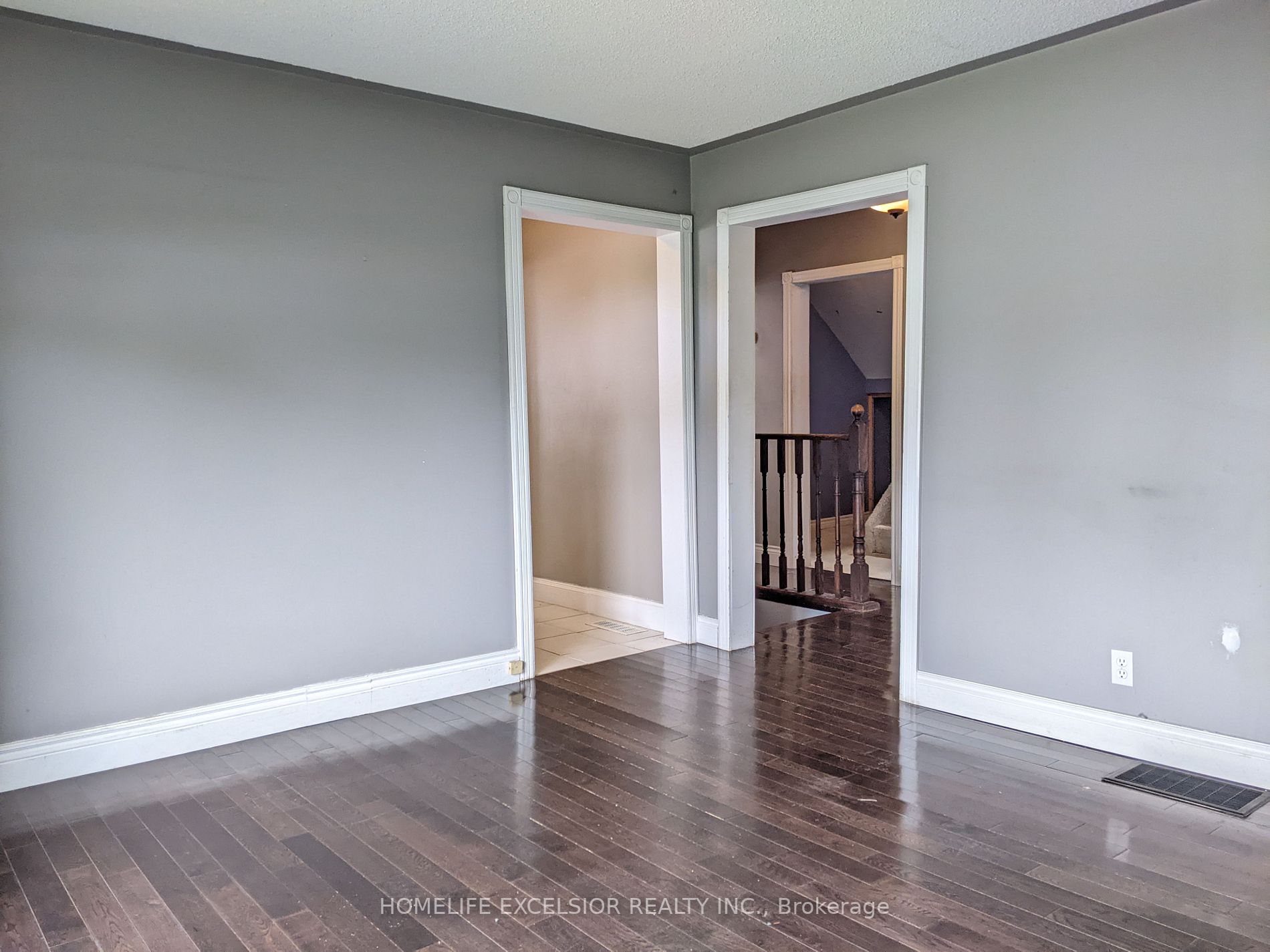1478 Simcoe St N