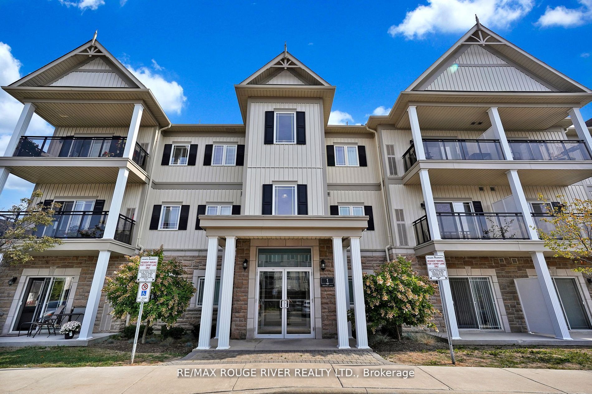 1 Sidney Lane, #203