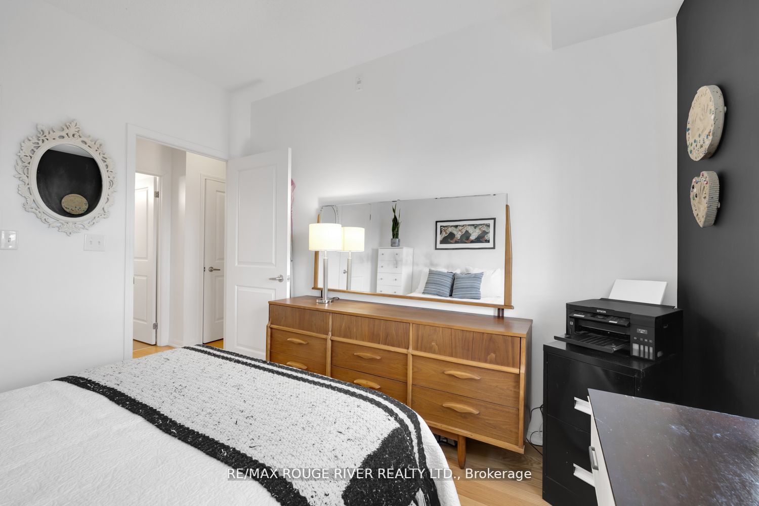 1 Sidney Lane, #203