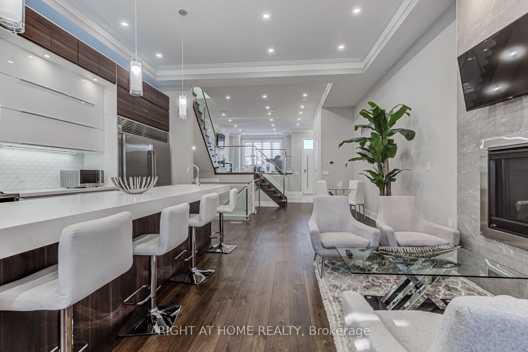 59A Bexhill Ave