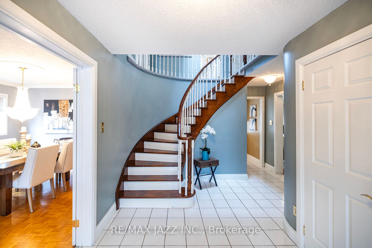 85 Stratton Cres