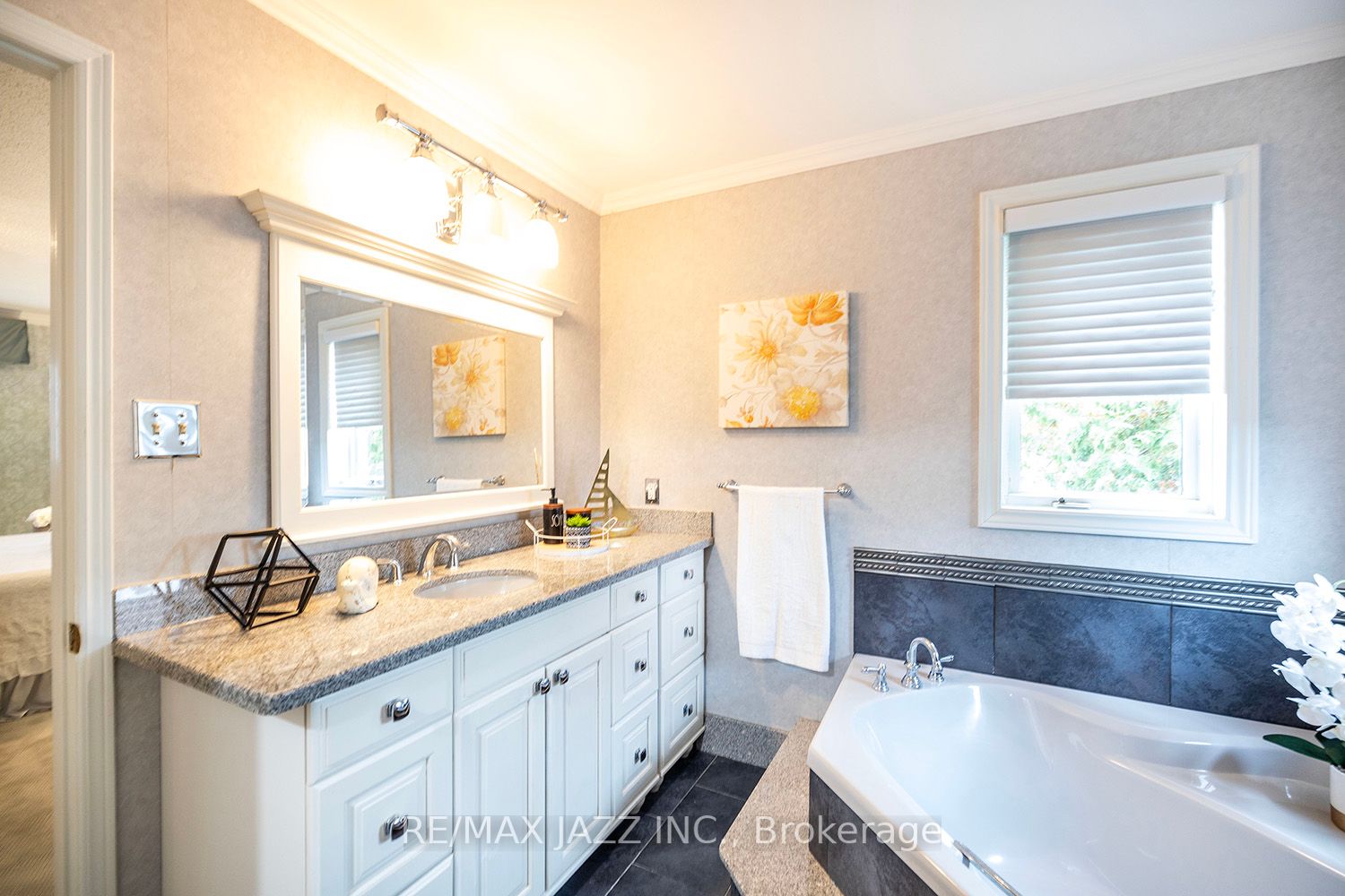 85 Stratton Cres
